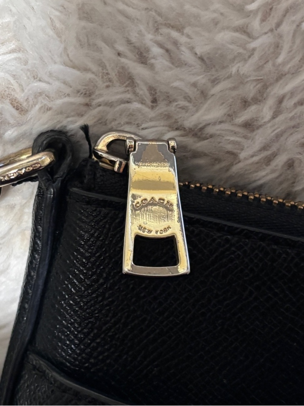 Coach Kitt Messenger Bag Black with Gold Hardware - Picture 10 of 10